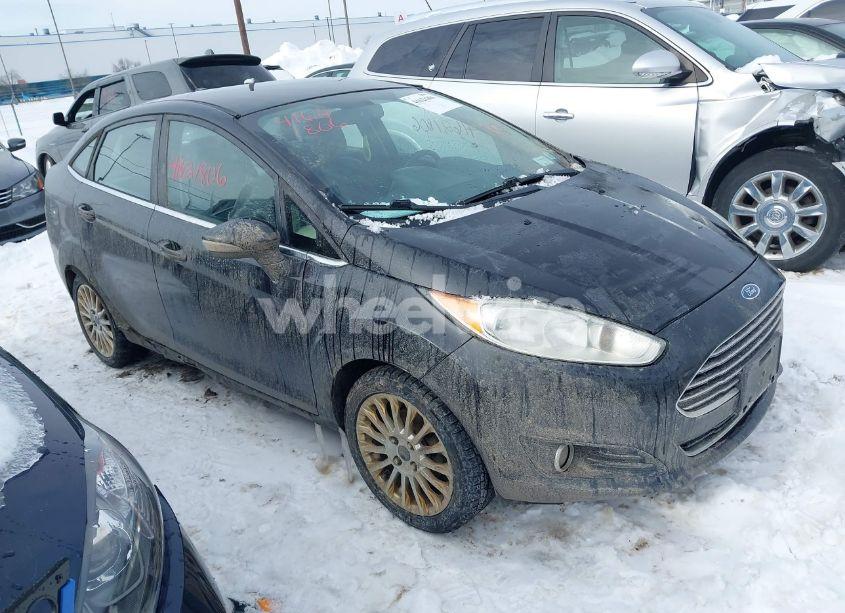 2015 Ford Fiesta TITANIUM (VIN 3FADP4CJ0FM100765) main photo