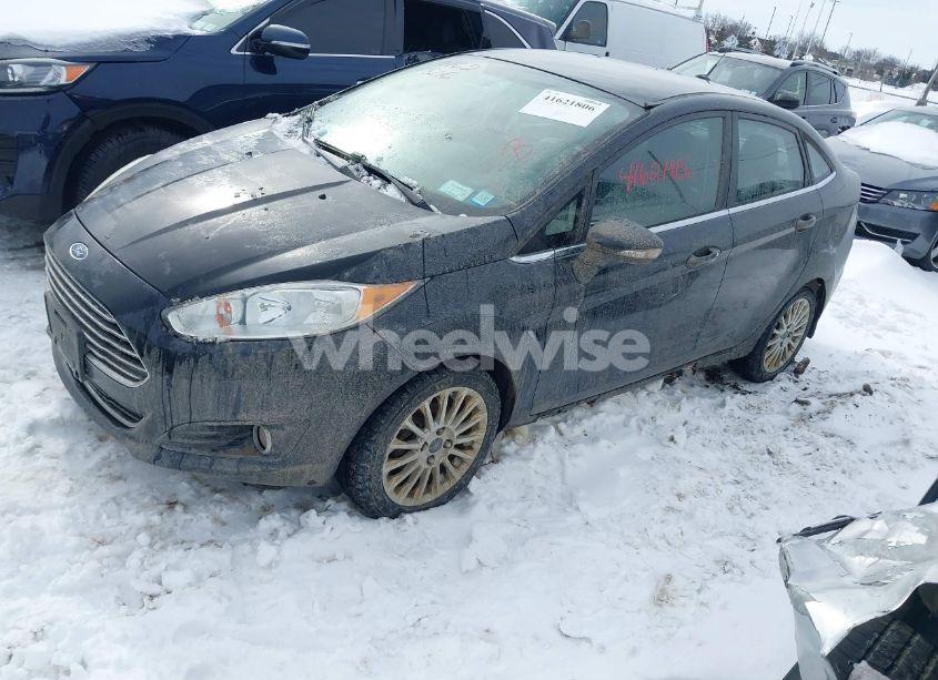 Photo 2 of 2015 Ford Fiesta TITANIUM (VIN 3FADP4CJ0FM100765)