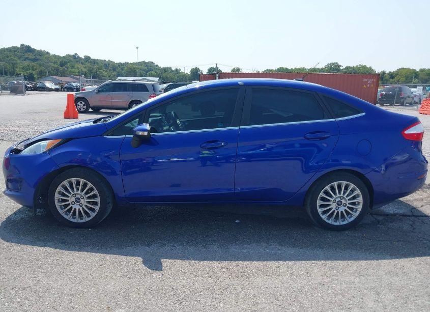 Photo 14 of 2015 Ford Fiesta TITANIUM (VIN 3FADP4CJ1FM191755)