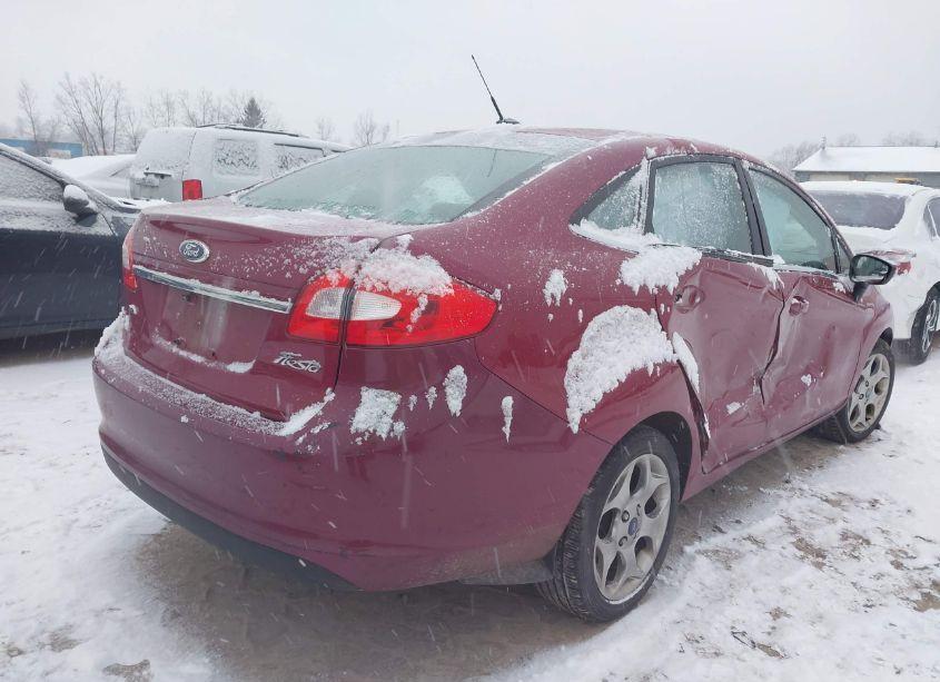 Photo 4 of 2011 Ford Fiesta SEL (VIN 3FADP4CJ2BM200392)