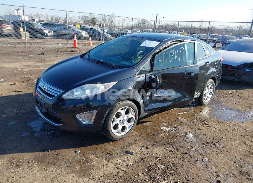Photo 2 of 2011 Ford Fiesta SEL (VIN 3FADP4CJ3BM221901)