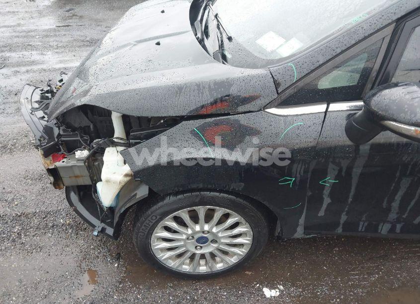 Photo 12 of 2016 Ford Fiesta TITANIUM (VIN 3FADP4CJ4GM135231)