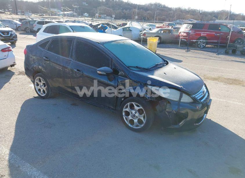 2011 Ford Fiesta SEL (VIN 3FADP4CJ5BM117104) main photo