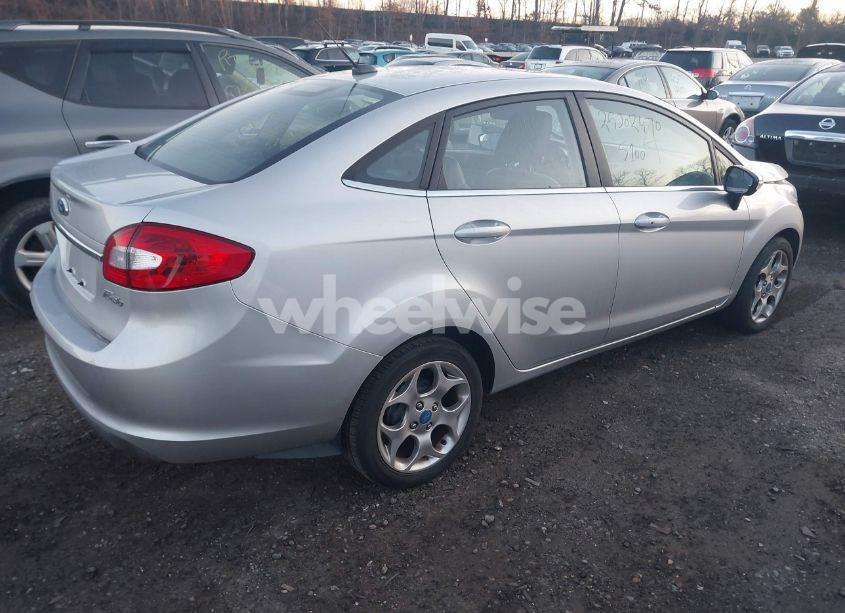 Photo 4 of 2011 Ford Fiesta SEL (VIN 3FADP4CJ5BM216974)