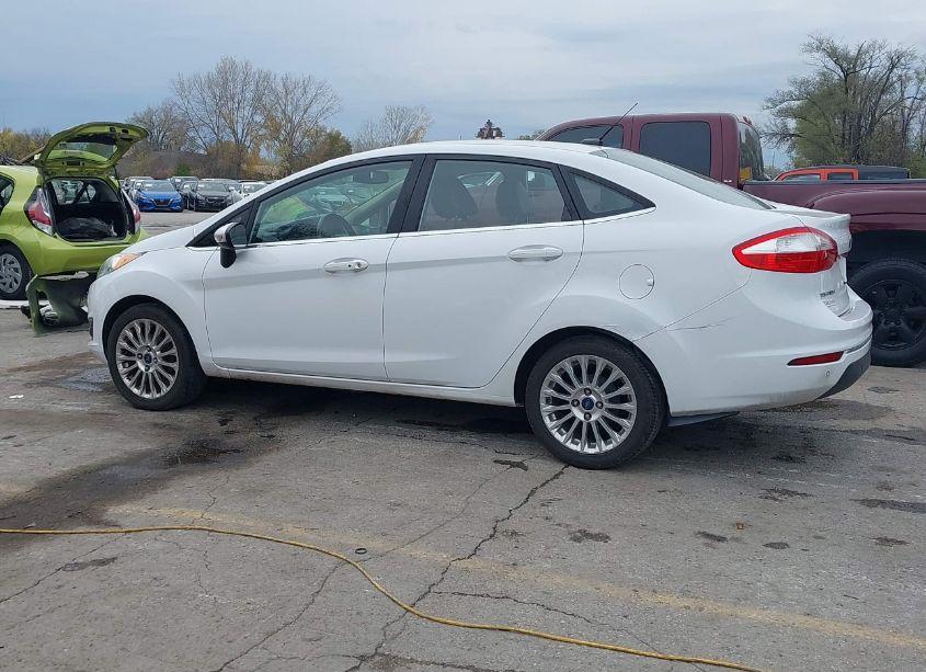 Photo 14 of 2015 Ford Fiesta TITANIUM (VIN 3FADP4CJ6FM138422)