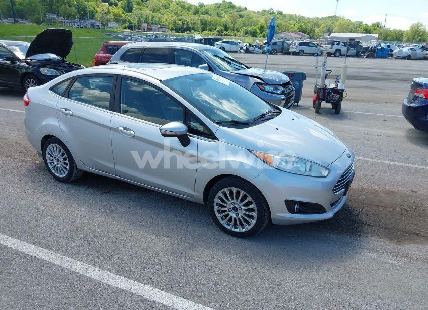 2014 Ford Fiesta TITANIUM (VIN 3FADP4CJ7EM241668) main photo