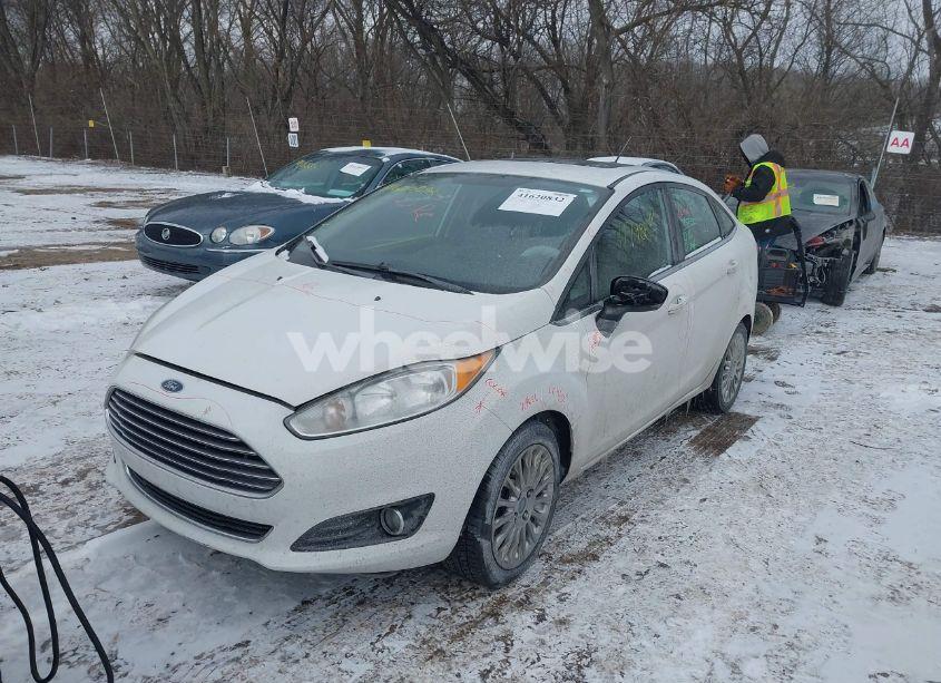 Photo 2 of 2014 Ford Fiesta TITANIUM (VIN 3FADP4CJ8EM186325)