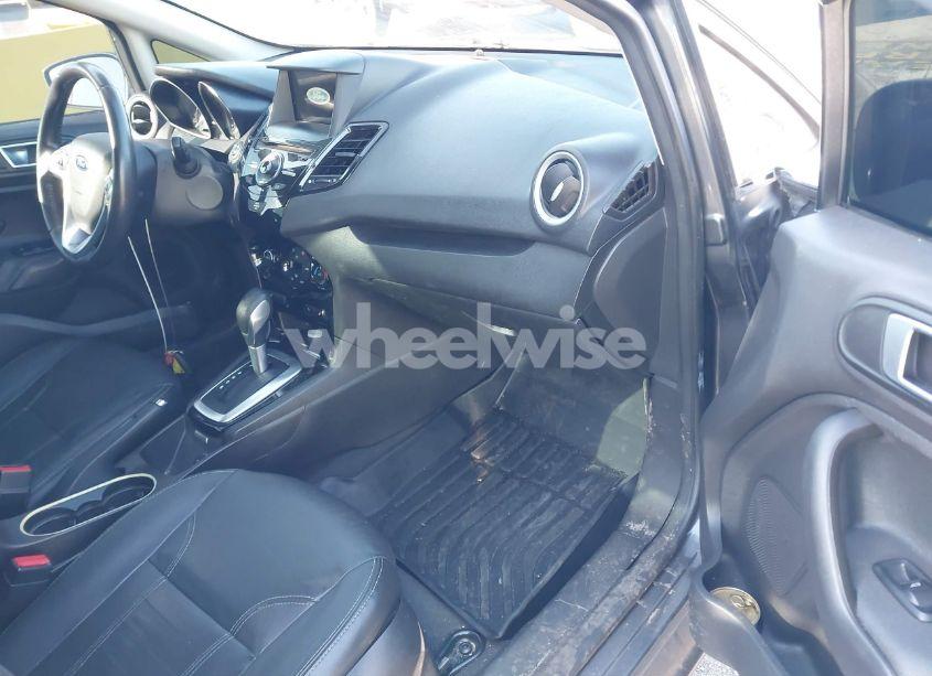 Photo 5 of 2016 Ford Fiesta TITANIUM (VIN 3FADP4CJ9GM160299)