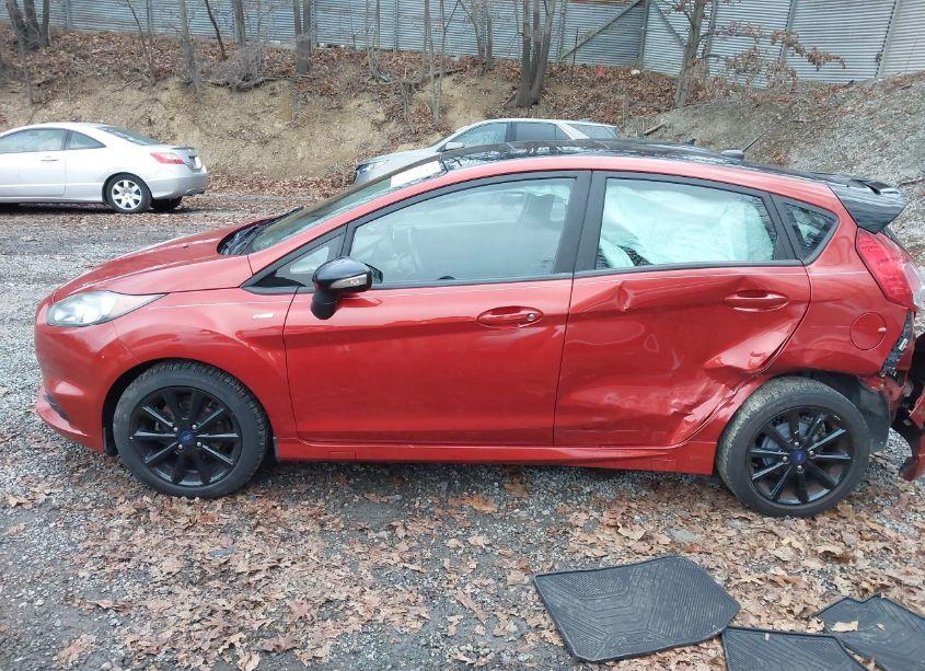 Photo 15 of 2019 Ford Fiesta ST LINE (VIN 3FADP4DJXKM165261)