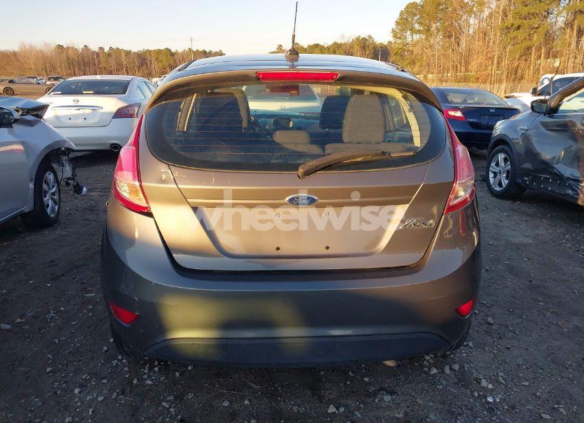 Photo 16 of 2014 Ford Fiesta SE (VIN 3FADP4EJ0EM102656)