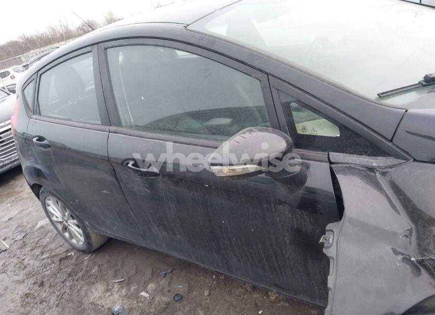 Photo 13 of 2014 Ford Fiesta SE (VIN 3FADP4EJ0EM105900)