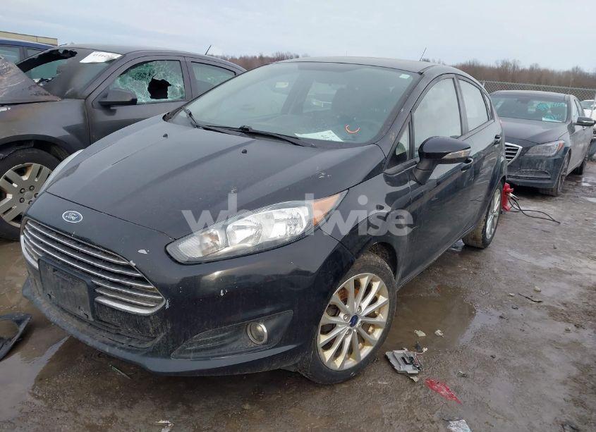 Photo 2 of 2014 Ford Fiesta SE (VIN 3FADP4EJ0EM105900)