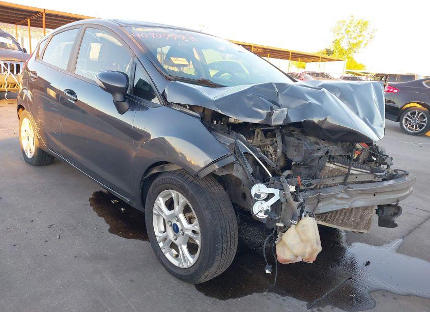 Photo 6 of 2015 Ford Fiesta SE (VIN 3FADP4EJ0FM123332)