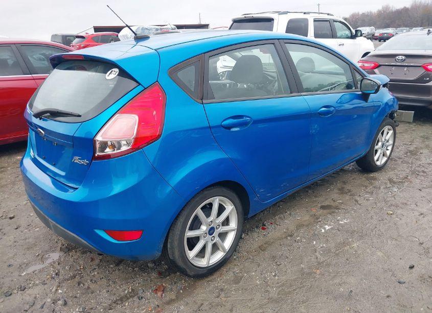 Photo 4 of 2015 Ford Fiesta SE (VIN 3FADP4EJ0FM210504)