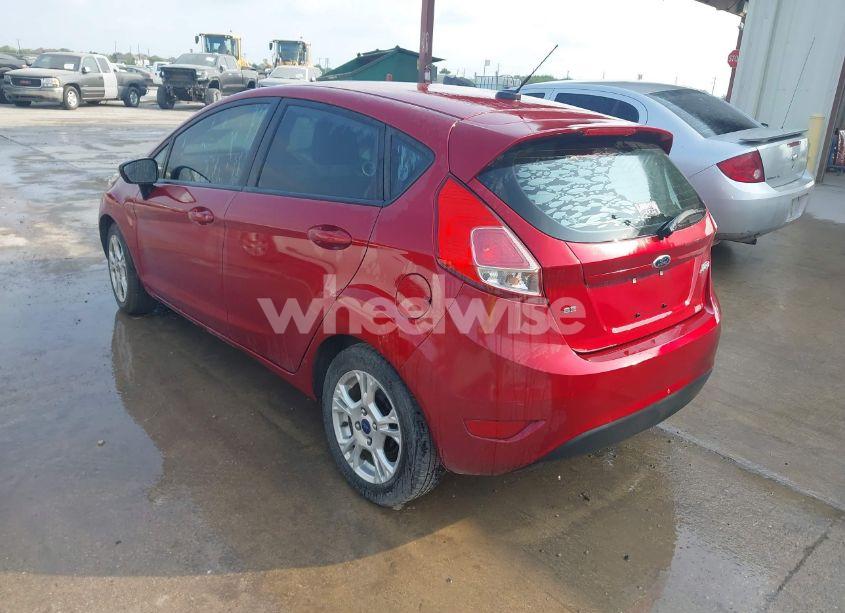 Photo 3 of 2016 Ford Fiesta SE (VIN 3FADP4EJ0GM104538)