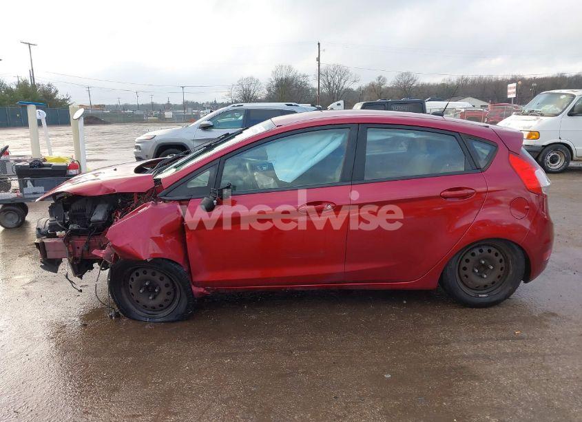 Photo 13 of 2016 Ford Fiesta SE (VIN 3FADP4EJ0GM114812)