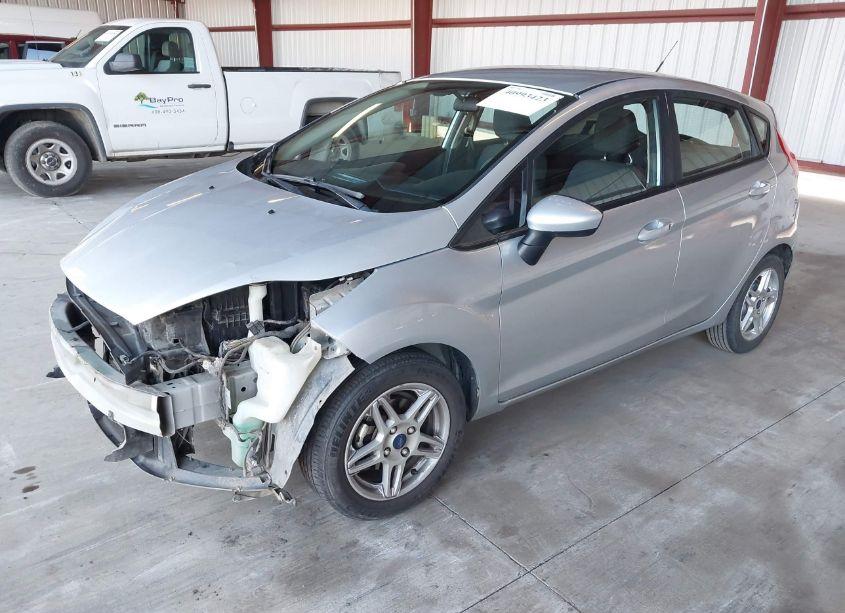 Photo 2 of 2017 Ford Fiesta SE (VIN 3FADP4EJ0HM115895)