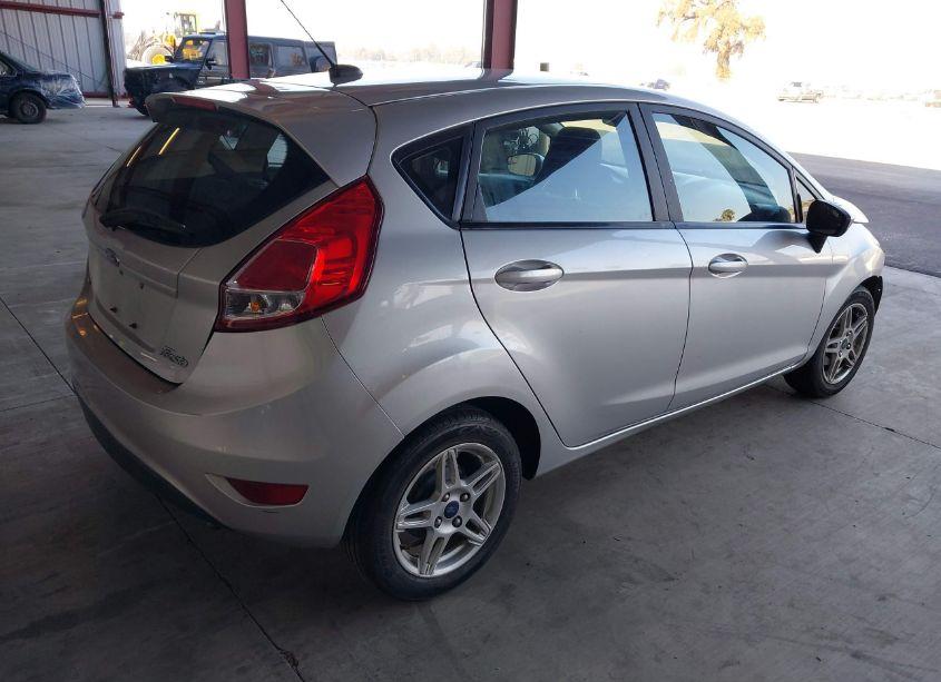 Photo 4 of 2017 Ford Fiesta SE (VIN 3FADP4EJ0HM115895)