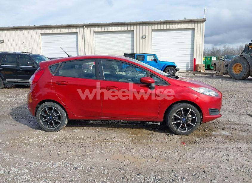 Photo 13 of 2018 Ford Fiesta SE (VIN 3FADP4EJ0JM140432)