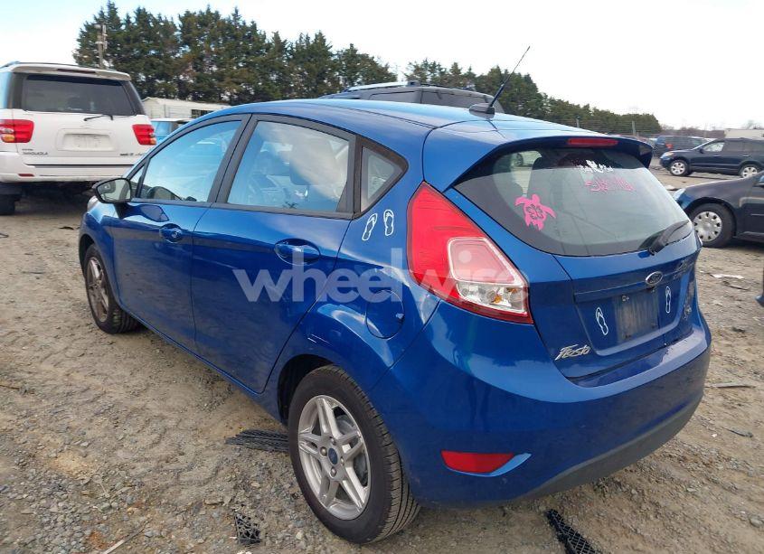Photo 3 of 2019 Ford Fiesta SE (VIN 3FADP4EJ0KM140724)