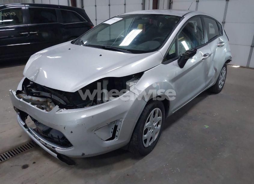 Photo 2 of 2012 Ford Fiesta SE (VIN 3FADP4EJ1CM129054)