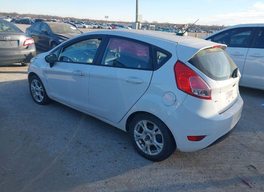 Photo 3 of 2014 Ford Fiesta SE (VIN 3FADP4EJ1EM102763)
