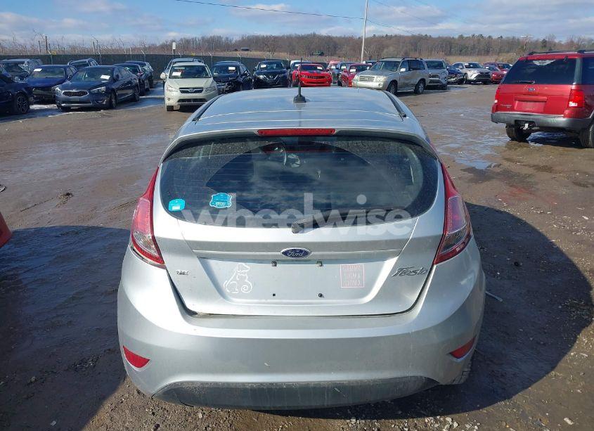 Photo 16 of 2014 Ford Fiesta SE (VIN 3FADP4EJ1EM140025)
