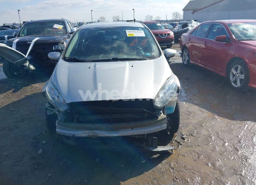 Photo 6 of 2014 Ford Fiesta SE (VIN 3FADP4EJ1EM140025)