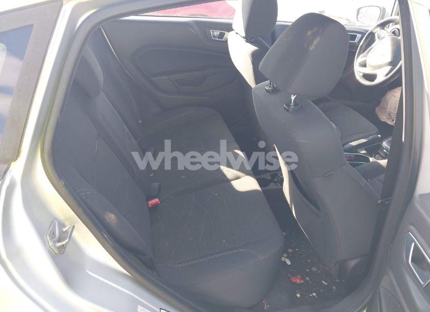 Photo 8 of 2014 Ford Fiesta SE (VIN 3FADP4EJ1EM140025)