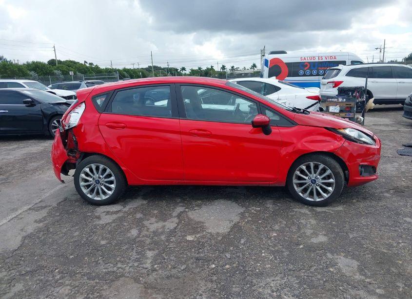 Photo 13 of 2014 Ford Fiesta SE (VIN 3FADP4EJ1EM200269)