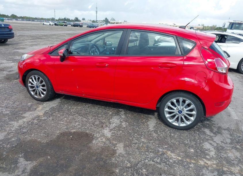 Photo 3 of 2014 Ford Fiesta SE (VIN 3FADP4EJ1EM200269)