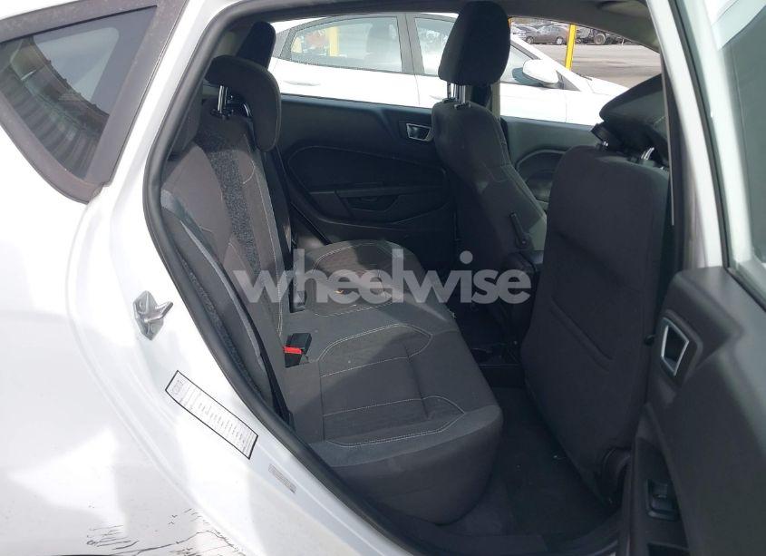 Photo 8 of 2014 Ford Fiesta SE (VIN 3FADP4EJ1EM201096)