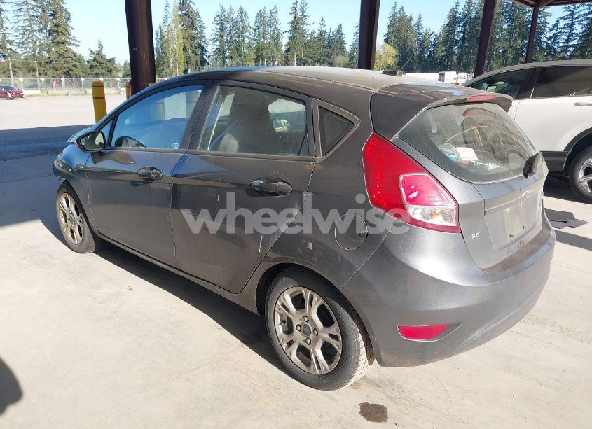 Photo 3 of 2016 Ford Fiesta SE (VIN 3FADP4EJ1GM108307)