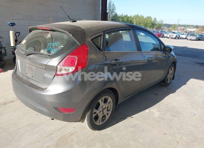 Photo 4 of 2016 Ford Fiesta SE (VIN 3FADP4EJ1GM108307)