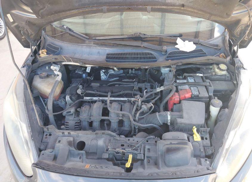 Photo 10 of 2016 Ford Fiesta SE (VIN 3FADP4EJ1GM112261)