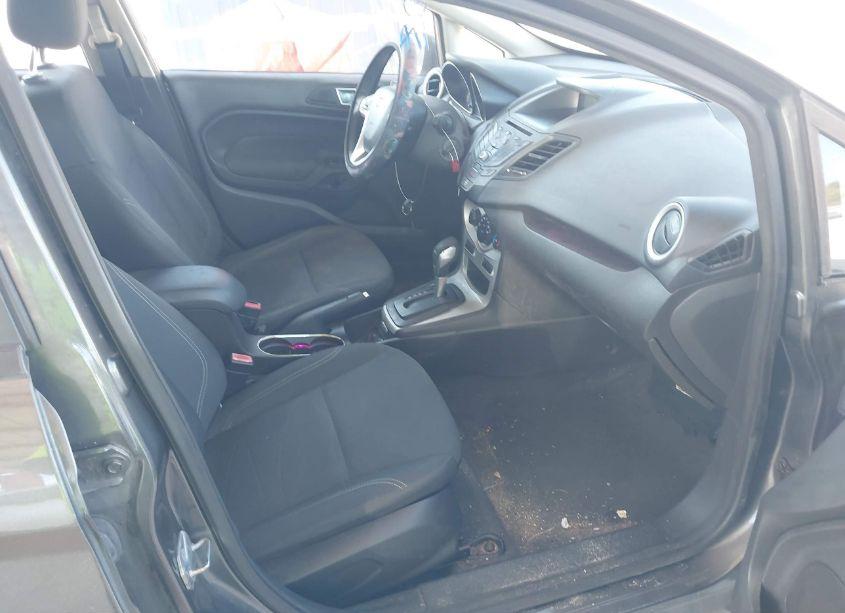 Photo 5 of 2016 Ford Fiesta SE (VIN 3FADP4EJ1GM112261)