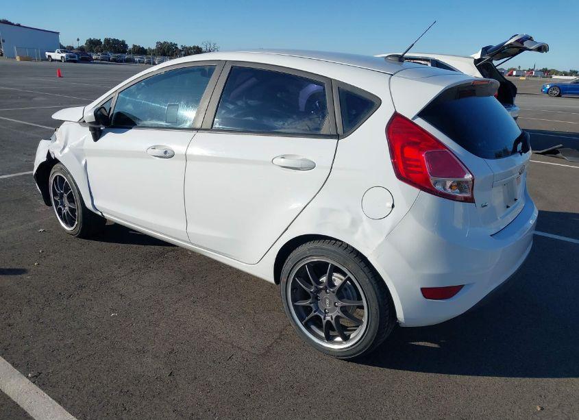 Photo 3 of 2018 Ford Fiesta SE (VIN 3FADP4EJ1JM132694)