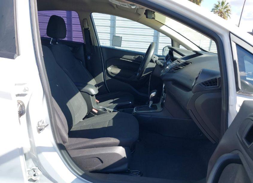 Photo 5 of 2018 Ford Fiesta SE (VIN 3FADP4EJ1JM132694)