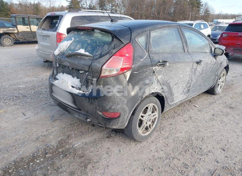 Photo 4 of 2019 Ford Fiesta SE (VIN 3FADP4EJ1KM154082)