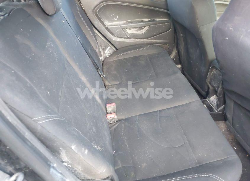 Photo 8 of 2019 Ford Fiesta SE (VIN 3FADP4EJ1KM154082)