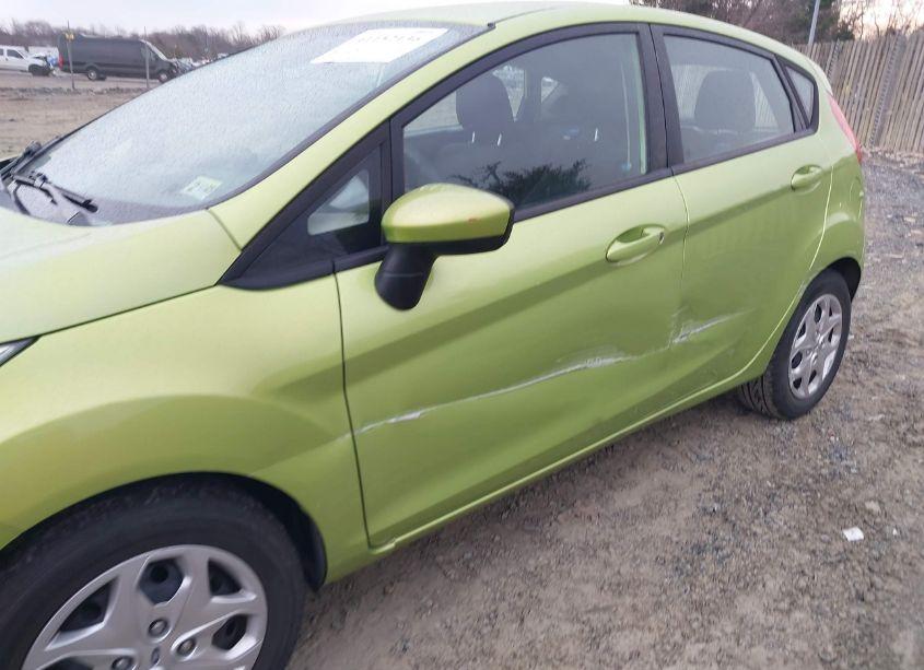 Photo 6 of 2011 Ford Fiesta SE (VIN 3FADP4EJ2BM142149)