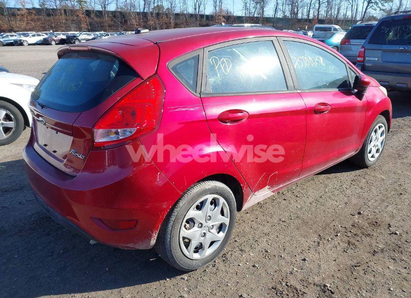 Photo 4 of 2011 Ford Fiesta SE (VIN 3FADP4EJ2BM166600)
