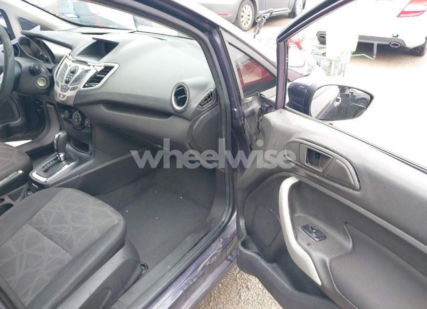 Photo 5 of 2013 Ford Fiesta SE (VIN 3FADP4EJ2DM116718)