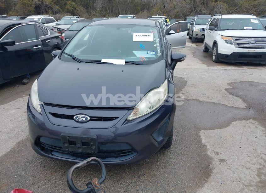 Photo 6 of 2013 Ford Fiesta SE (VIN 3FADP4EJ2DM116718)