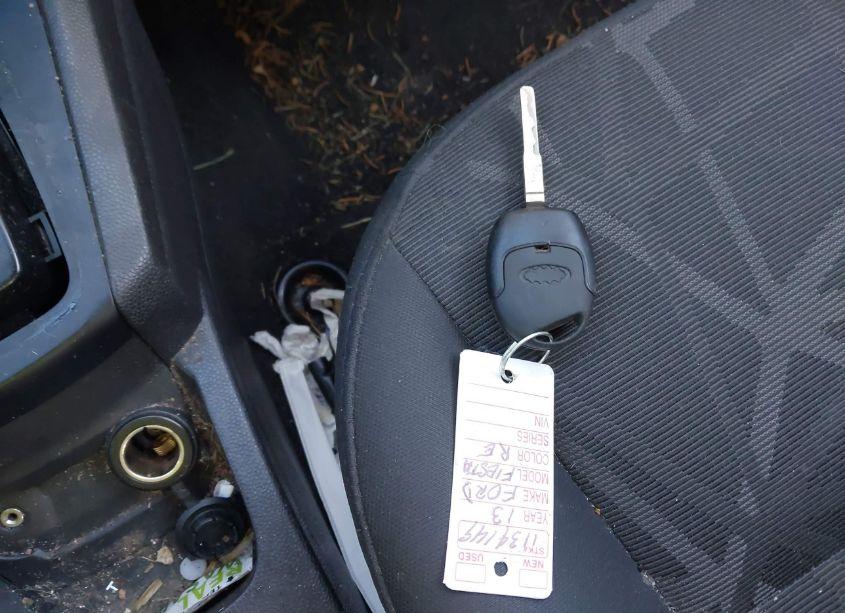 Photo 11 of 2013 Ford Fiesta SE (VIN 3FADP4EJ2DM118968)