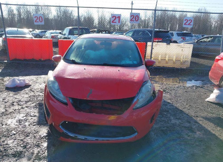 Photo 12 of 2013 Ford Fiesta SE (VIN 3FADP4EJ2DM118968)