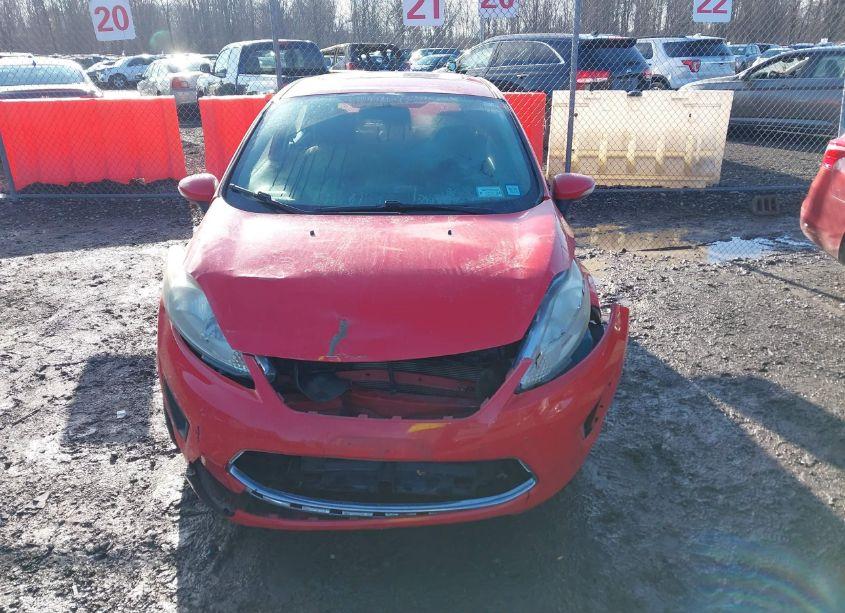 Photo 6 of 2013 Ford Fiesta SE (VIN 3FADP4EJ2DM118968)