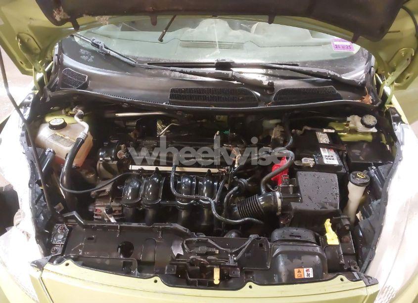 Photo 10 of 2013 Ford Fiesta SE (VIN 3FADP4EJ2DM202305)