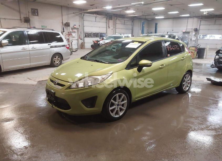 Photo 2 of 2013 Ford Fiesta SE (VIN 3FADP4EJ2DM202305)