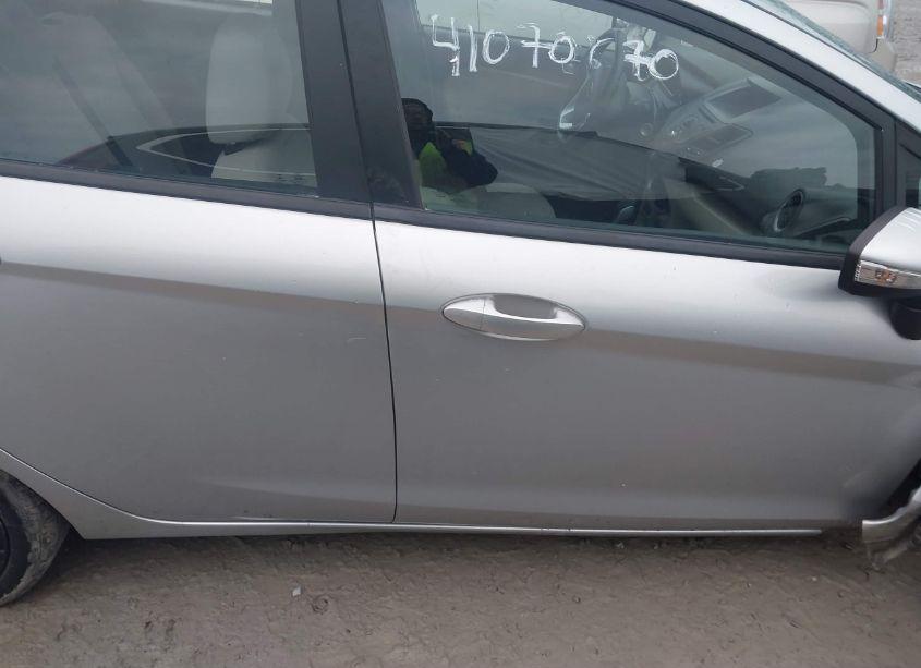 Photo 14 of 2014 Ford Fiesta SE (VIN 3FADP4EJ2EM103081)